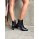 Елегантні чорні ботильйони на каблуці з натуральної шкіри
