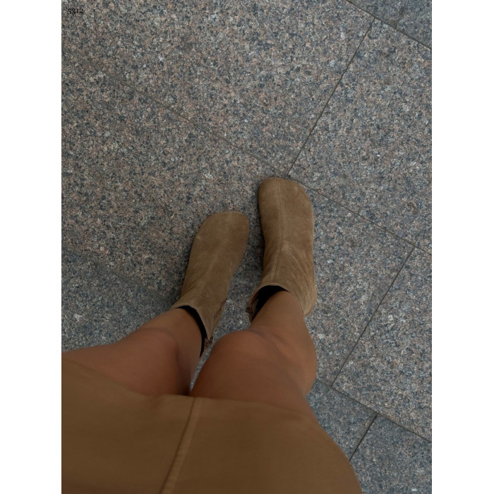 Ботильйони Barefoot із замші, колір пісок